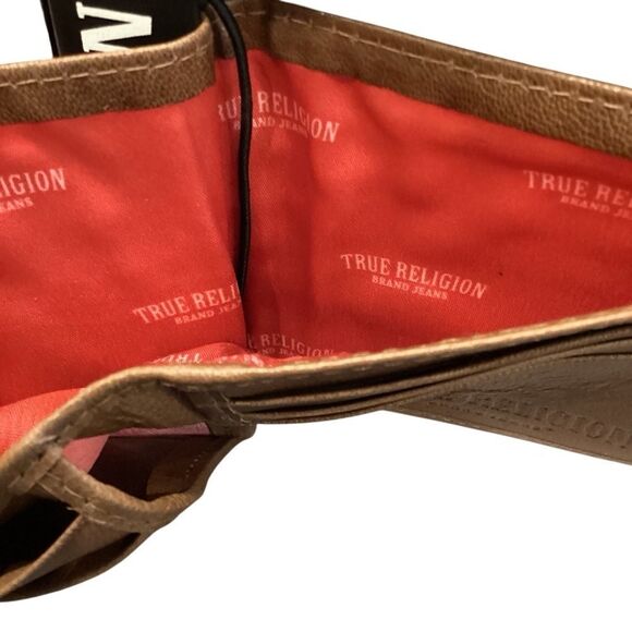 NWT True Religion Tan Wallet Weston Genuine Leather RFID - Picture 2 of 6